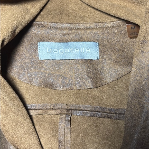 Bagatelle  brown faux leather handkerchief hem long  sleeve open front medium - Picture 3 of 11